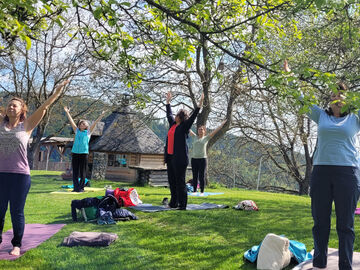 Yoga im Park.